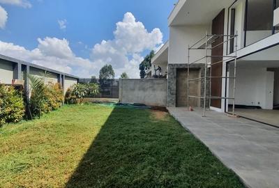 4 Bed House with En Suite in Kiambu Road - 4