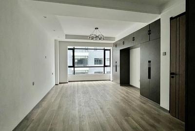 4 Bed Apartment with En Suite at Othaya Road - 4