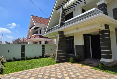 4 Bed Townhouse with En Suite at Northern Bypass