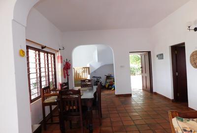 4 Bed House with En Suite in Shanzu