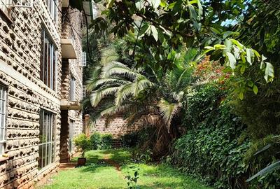 2 Bed Apartment with En Suite in Westlands Area - 2