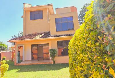 6 Bed Townhouse with En Suite at Gitanga Road