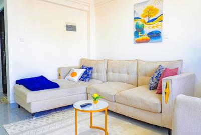 Furnished 3 Bed Apartment with Gym at Wood Avenue - 2