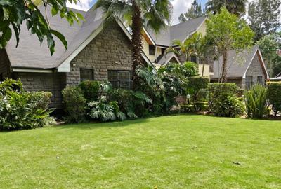4 Bed House with En Suite in Karen