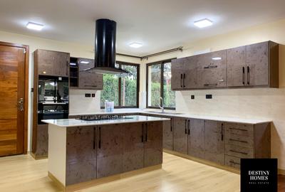 4 Bed Townhouse with En Suite in Karen - 4