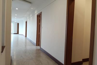 3 Bed Apartment with En Suite in Muthaiga - 4