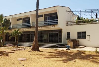 4 Bed House in Nyali Area - 3