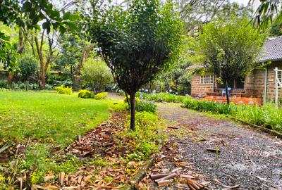 1 ac Land in Westlands Area