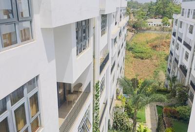 Serviced 1 Bed Apartment with En Suite at Spring Valley - 3