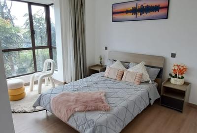 3 Bed Apartment with En Suite in Riverside - 2