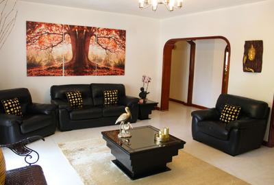 4 Bed Apartment with En Suite in Brookside