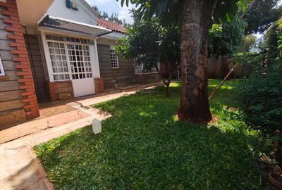 3 Bed House with Garden in Runda