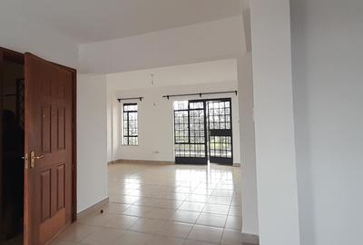 3 Bed Apartment with En Suite in Ngong Road