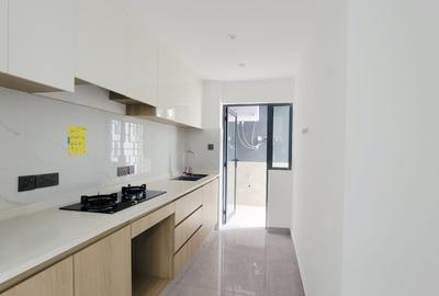 2 Bed Apartment with En Suite in Kilimani - 4