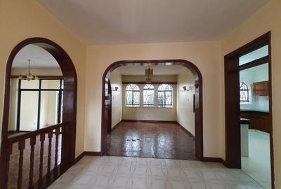 5 Bed Townhouse with En Suite at Raphta Road