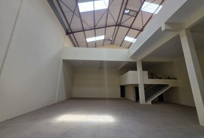 11,696 ft² Warehouse with Parking at Babadogo - 4