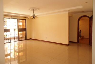 3 Bed Apartment with En Suite in Lavington - 4