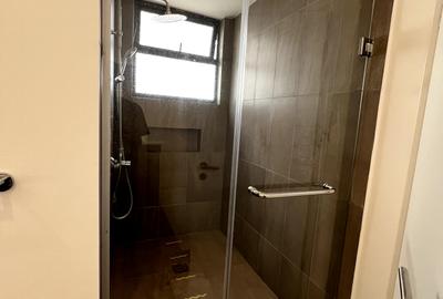 Furnished 3 Bed Apartment with En Suite in Riverside