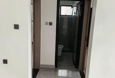 2 Bed Apartment with Gym at Wood Avenue