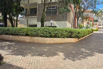 5 Bed Townhouse with Staff Quarters in Lavington - 2