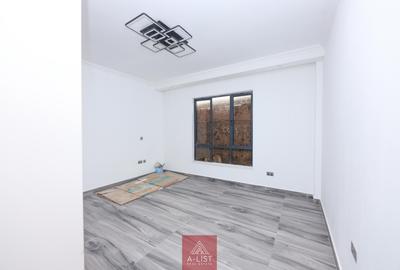 1 Bed Apartment with En Suite at Brookside - 4