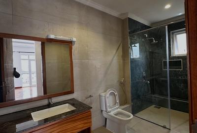 5 Bed Townhouse with En Suite at Chalbi Drive - 3
