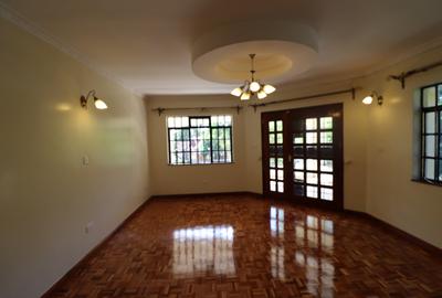 4 Bed Townhouse with En Suite in Lavington