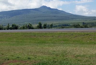 Land in Longonot