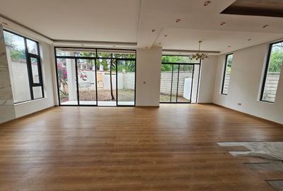 5 Bed Townhouse with En Suite in Lavington