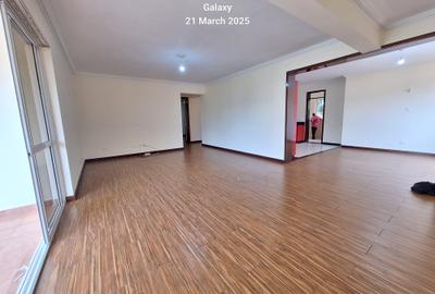 3 Bed Apartment with En Suite at Brookside Drive. - 4