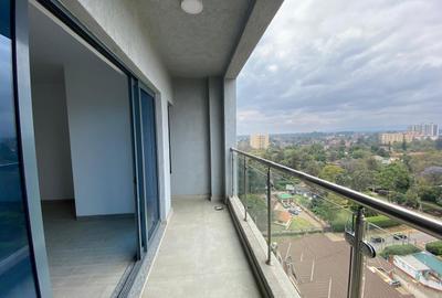 2 Bed Apartment with En Suite in Lavington