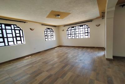 4 Bed House with En Suite in Kiambu Road