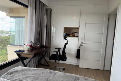 Serviced 2 Bed Apartment with En Suite in Lavington