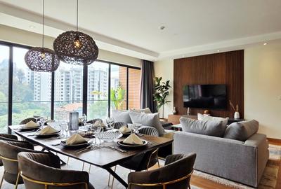 3 Bed Apartment with En Suite in Riverside - 2