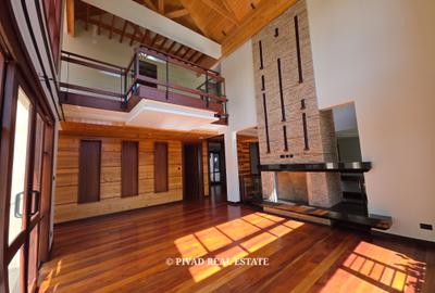 4 Bed House with Swimming Pool in Runda - 2
