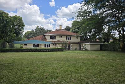 4 Bed House with En Suite in Runda