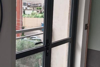 Studio Apartment with En Suite at Podium Road