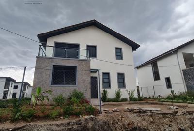 4 Bed Townhouse with En Suite at Masai Lodge