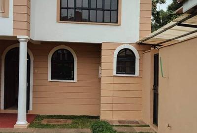 4 Bed Townhouse with En Suite in Kiambu Road