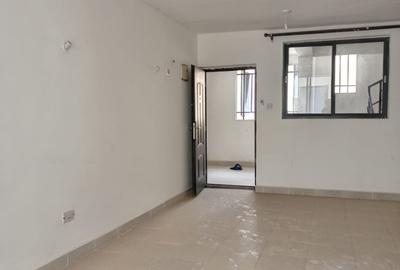 2 Bed Apartment with Borehole in Kitengela - 4