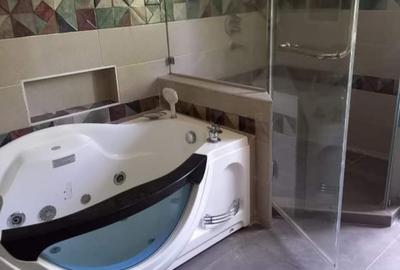 4 Bed Villa with En Suite in Kitisuru