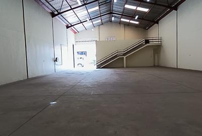 5,527 ft² Warehouse with Service Charge Included in Mombasa Road