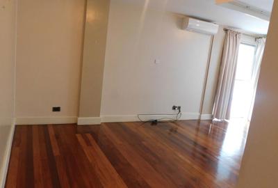 3 Bed Apartment with En Suite at Riverside Drive