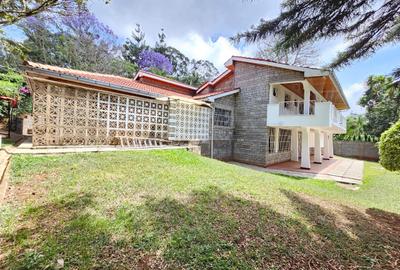 6 Bed House with En Suite in Gigiri