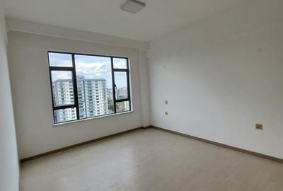 4 Bed Apartment with En Suite in Lavington