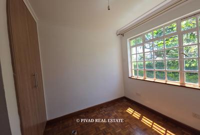 4 Bed Townhouse with Garden in Kiambu Road - 4