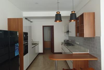 3 Bed Apartment with En Suite at Parklands - 2