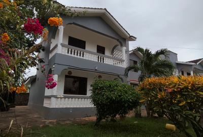 4 Bed Townhouse with En Suite at Serena Shanzu