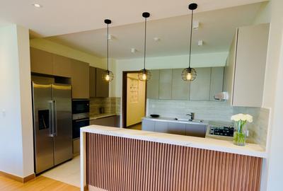 3 Bed Apartment with En Suite at 2026-385 - 3