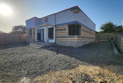 3 Bed House with En Suite at Rimpa - 2